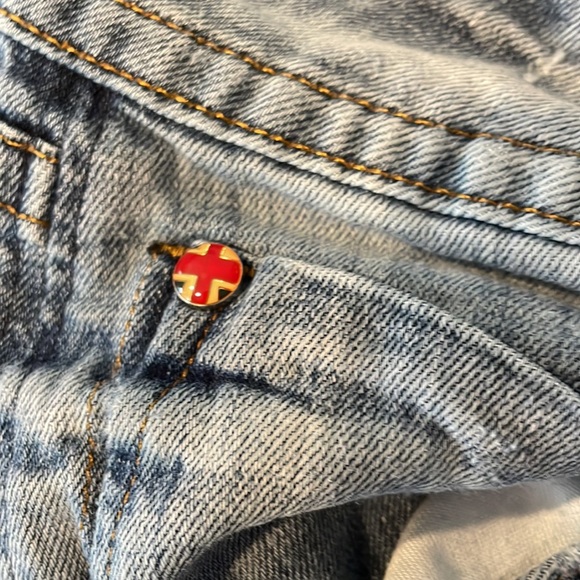 Hudson women’s distressed jeans - Picture 3 of 11